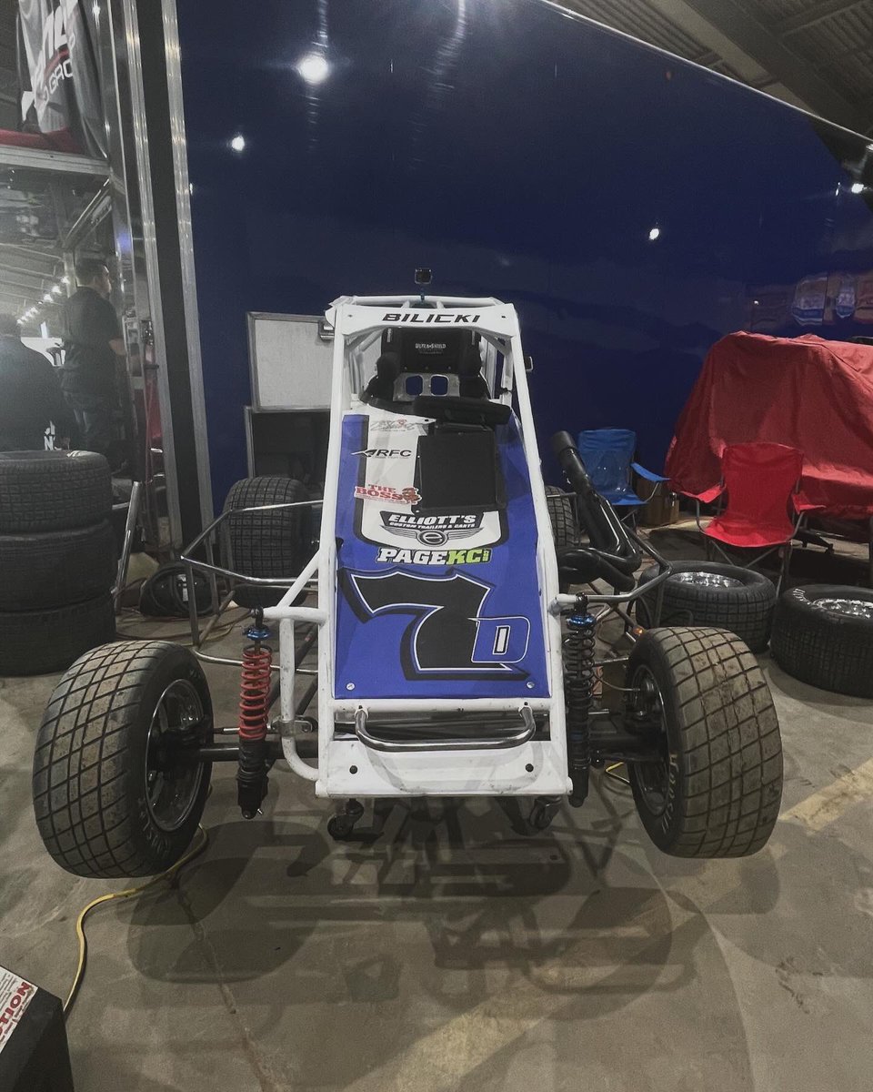 We are back again for Friday night here @cbnationals with @SLSMotorsports and @joshbilicki Tune into @FloRacing @4 tonight to watch all the action