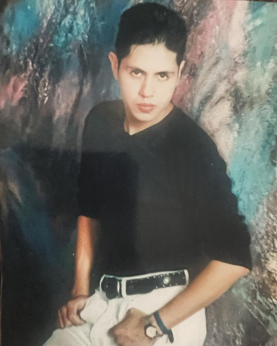 ¿Reconocen a este guapo? No se pierdan El Indio Brayan en Bola de Locos de lunes a viernes a las 6p/5c por Galavisión 😂 
📸: <a href="/elindiobrayan/">El Indio Brayan, Hugo Alcántara</a>