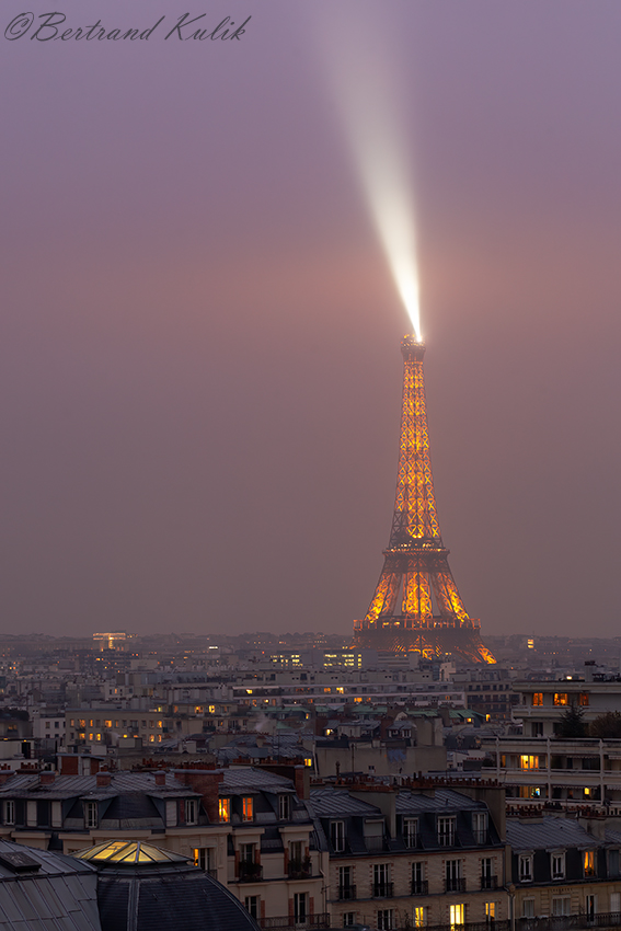 The Parisian Candle