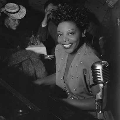 maryloujazz's tweet image. In December of 1938, #BarneyJosephson opened the doors of #CafeSocietyDowntown– New York’s first fully-integrated nightclub. Mary Lou Williams was a regular pianist at the club during the 1940s– the same period in which she wrote her #ZodiacSuite.
Learn more via our Link in Bio.