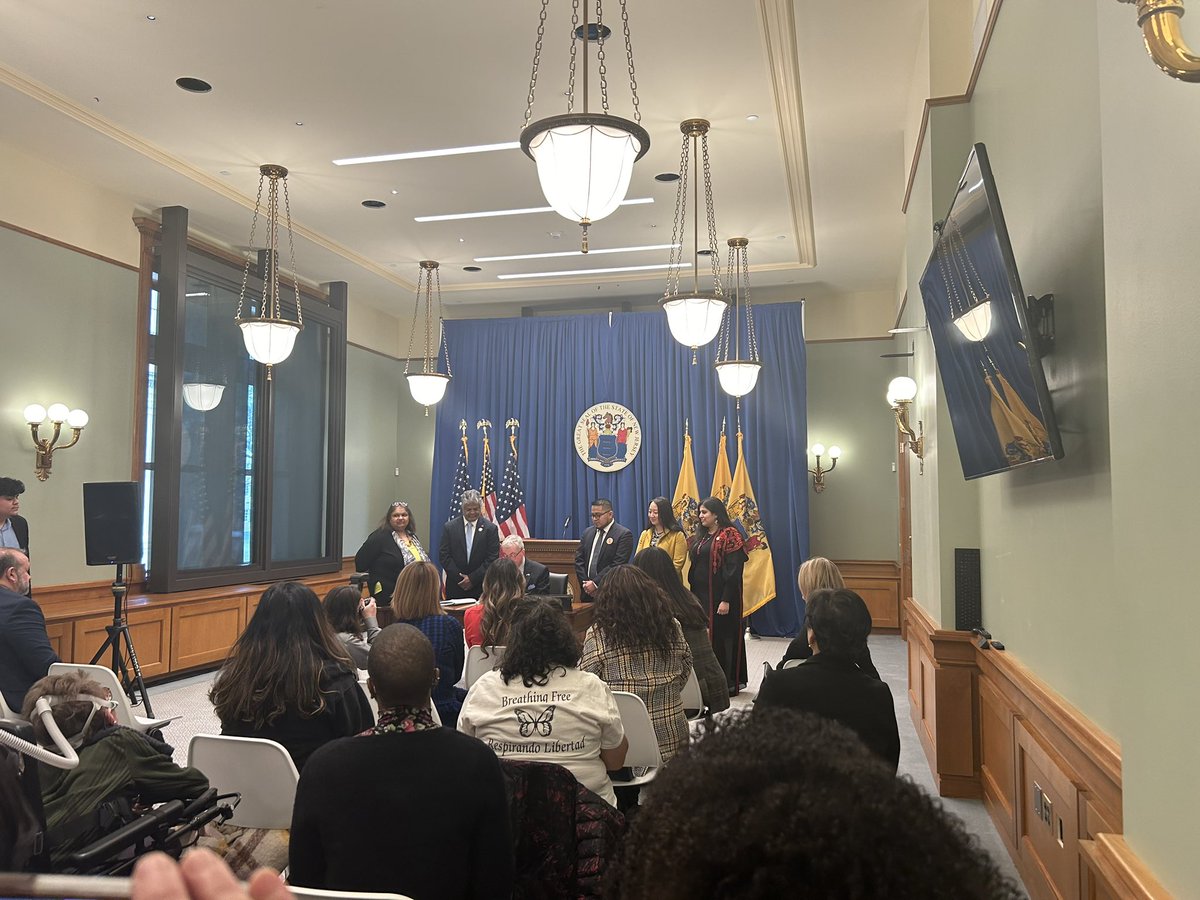 MaketheRoadNJ's tweet photo. 🎊We were proud to celebrate these BIG wins for immigrants in NJ: domestic workers bill of rights, language access &amp; data disaggregation!

 Powerful leadership from @domesticworkers @njaij  @SenMTeresaRuiz @sadafjaffer @NJLD37 @ASWCarter @AswTimberlake and so many more! https://t.co/LPqZYKHJWx