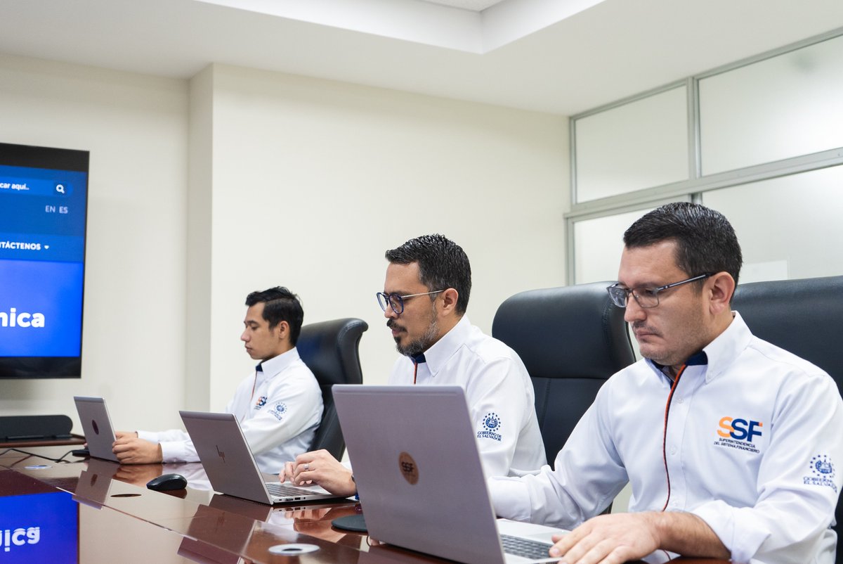 SSF_ElSalvador's tweet photo. Continuaremos brindando talleres sobre el uso del Sistema de Planilla Única para ayudarte con los procesos de elaboración y pago de tus planillas.📝 https://t.co/lMwosNAILt