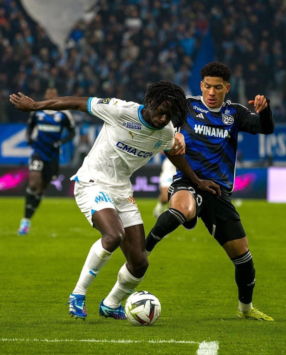 PParlonsfoot's tweet photo. #OMRCS
OM 1-1 Strasbourg
Surprise au vélodrome. Alors qu L’OM menait depuis la 3eme minute, les courageux strasbourgeois auront su garder espoir jusqu’à la 90eme, pour égaliser grâce à Jeremy Sébas.
📊 L’OM est 5eme
📊 le RCS est 9eme
#Ligue1UberEats #3PF #PPPF https://t.co/HmgnP0rOJR