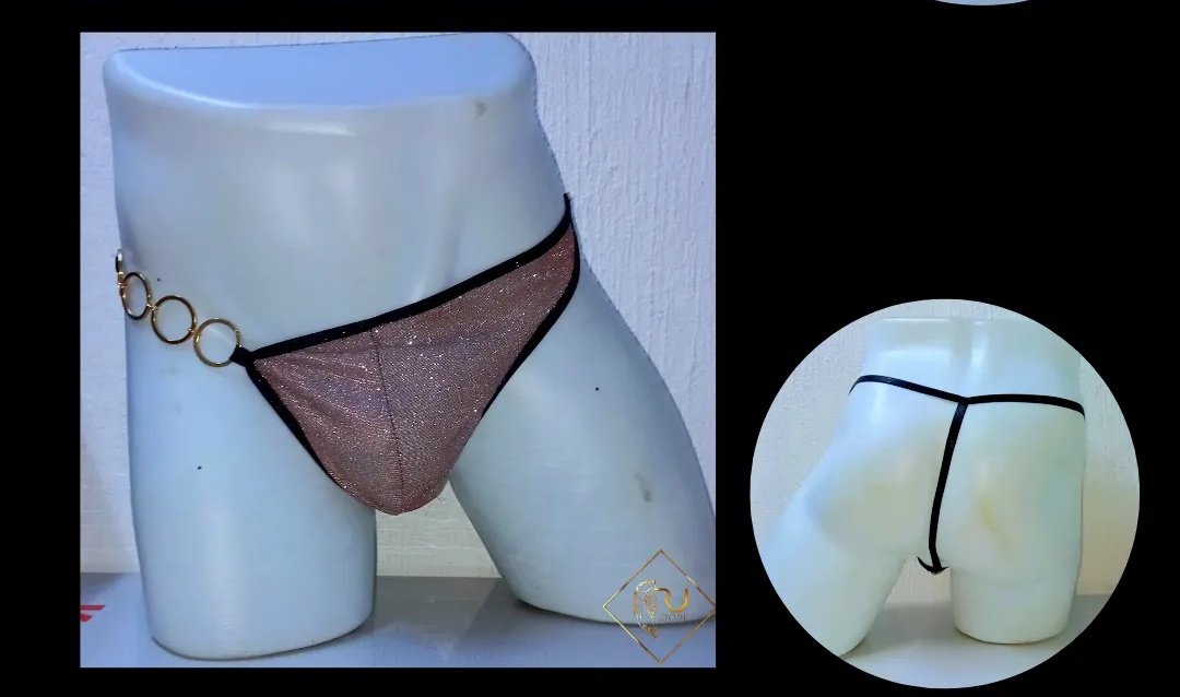 RJ_BOYSTORE's tweet photo. 1 Darle ♥️
2 compartir 🔁
3 etiquetar usuario a ganar (tuyo y otro)
4seguirnos en Instagram y por acá.

Las votaciones se cierran el miércoles 16 de este mes, son los dos diseños. https://t.co/bOqmO5HKNU