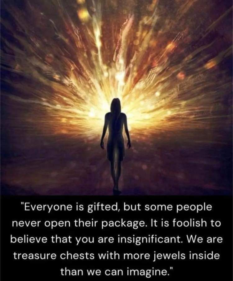 Friday evening reflections. Looking within and then sharing our gifts. Have a good weekend all X @4AdsthePoet @JacqueGerrard @jean_yearwood @johnwalsh88 @jomwlever @LeighLeigh1991 @louisebrady17 @MMS_ethics @KatieMc76914220 @gvhawtin @rashmit28 @sheena_byrom @trevorclower