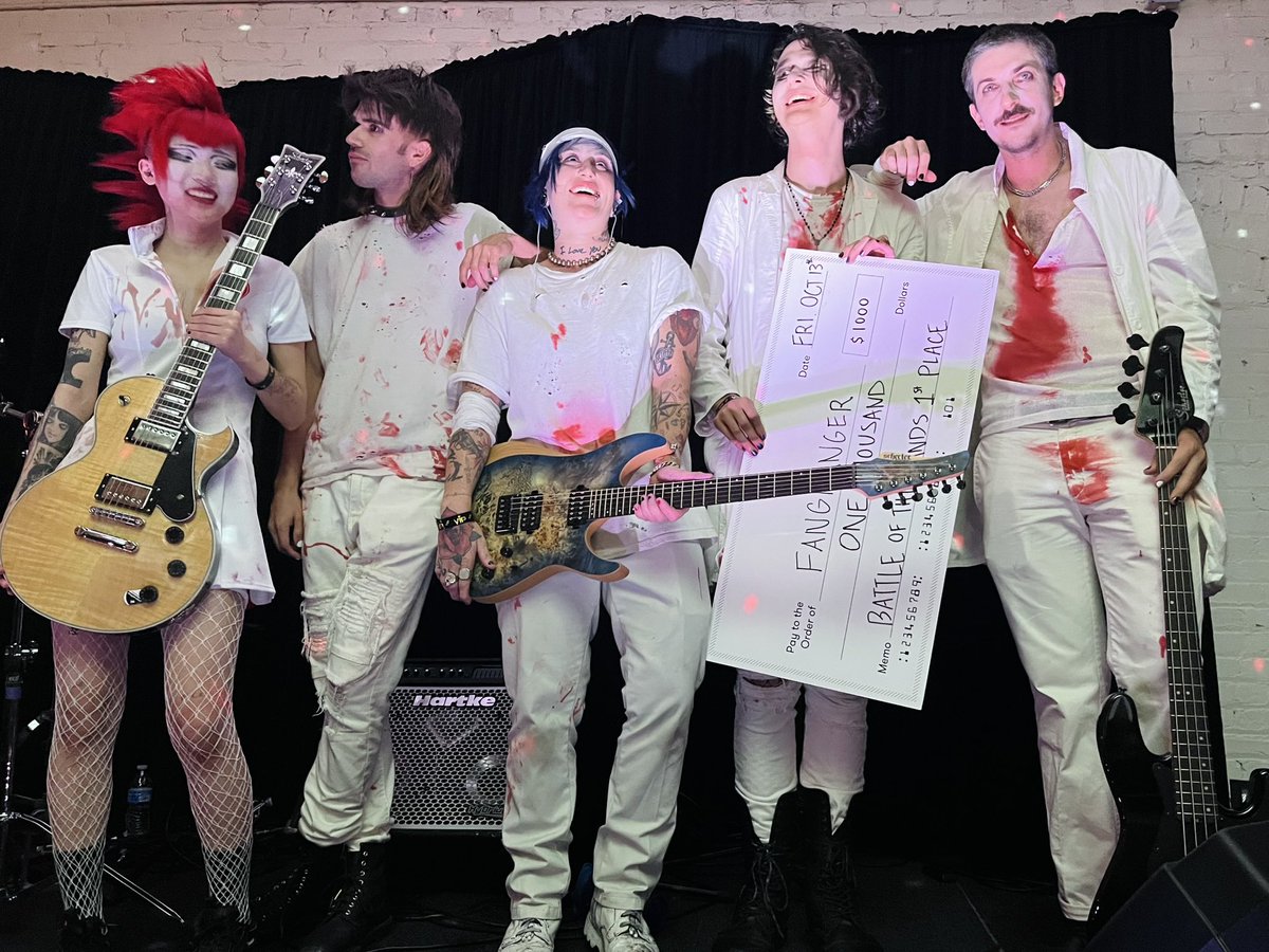 fangbangerband's tweet photo. We won!!! Thanks to @SchecterGuitars and @MajicMeows for hosting Schecter Battle of the Bands! https://t.co/N4KmHz36Zf