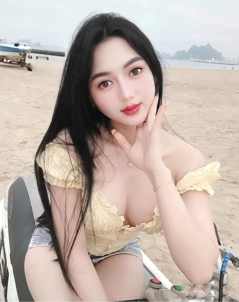 Không đổ thừa hoàn cảnh, vì hoàn cảnh không thay đổi vì ai cả.
🍀🍀 Tìm mọi cách tồn tại trong hoàn cảnh, vì đó là cơ hội để rèn luyện ý chí.
🍀🍀🍀 Quên đi quá khứ, nổ lực hết mình ở hiện tại, chạy thẳng về phía mục tiêu. Không biết thì hỏi, muốn giỏi