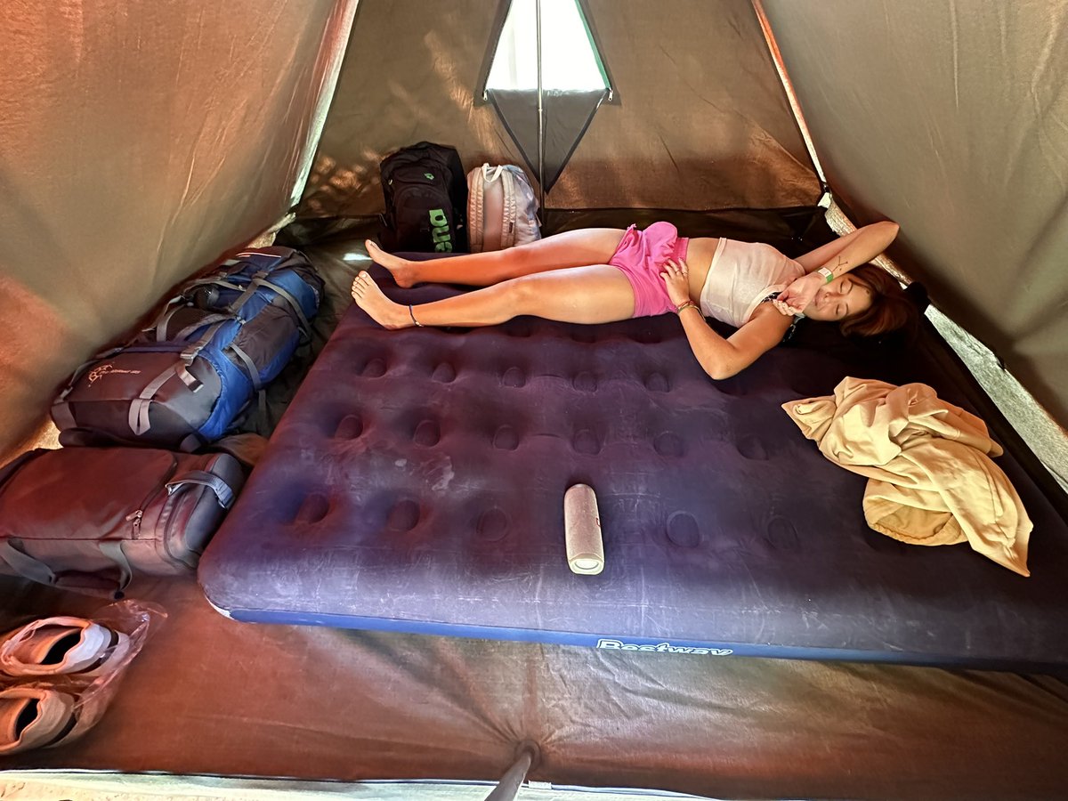 camping con la gorda, la adoro es hermosa, lastima que se enfermo un dia antes de venir y ahora esta pachucha🥲❤️‍🩹❤️‍🩹