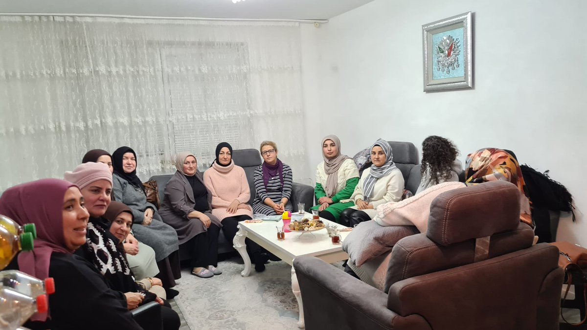 UIDBottrop's tweet image. UID Ruhr Bottrop subesi kk olarak degerli baskanimiz hatice dumanin babasinin vefatindan dolayi bassagligi ziyaretinde bulunduk tekrardan babasina  Allahtan Rahmet ailesinede sabirlar diliyoruz.