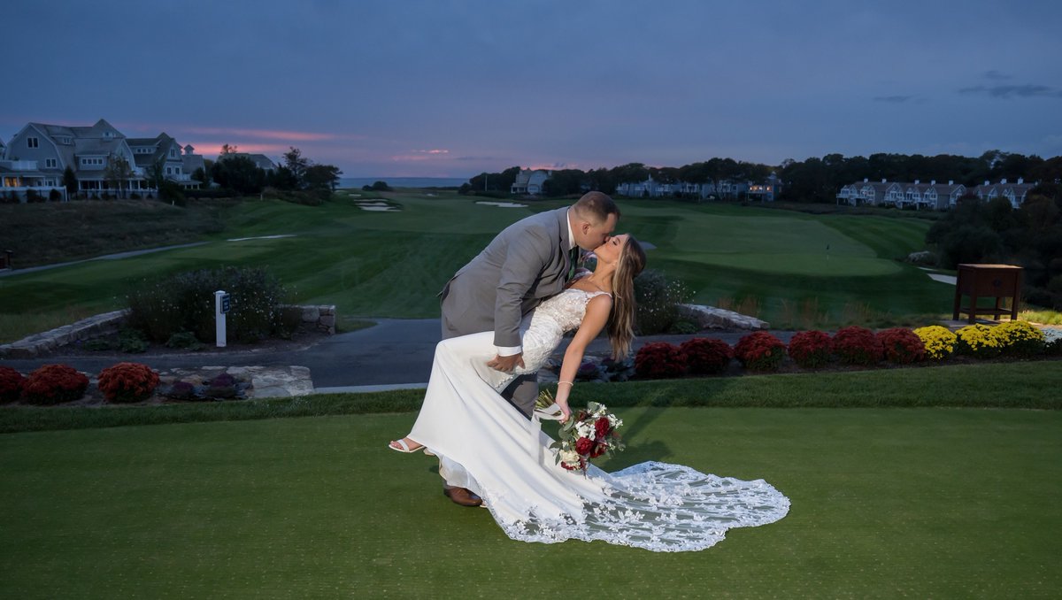When couple's practice their dip so we can capture a gorgeous night shot 🥰

#maureenrussellphotography #theclubatnewseabury
#southshoreweddingphotographer #southshoremawedding 
#massachusettsweddingphotographer #massachusettswedding  #capecodcouple