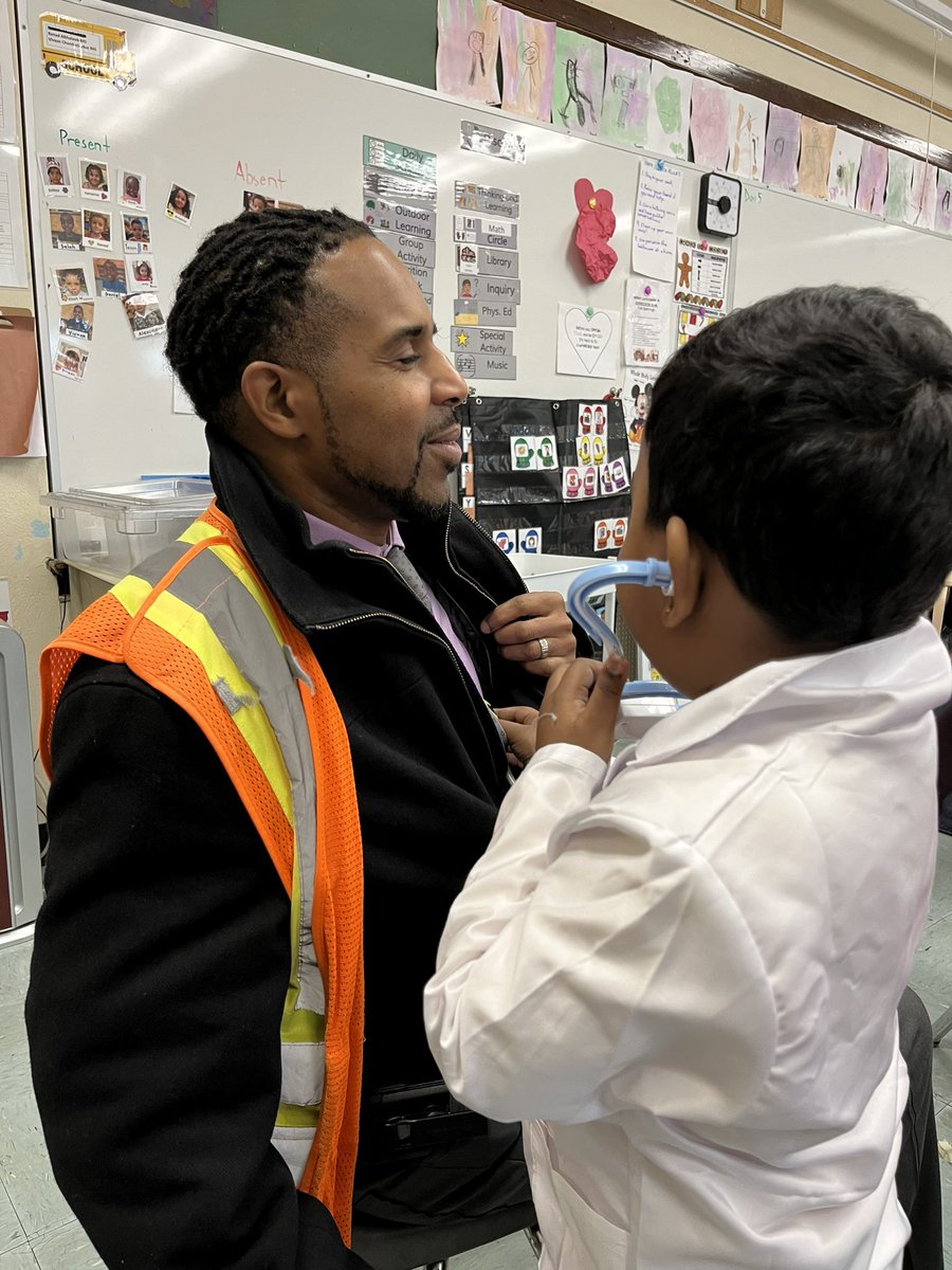Mr. Brown came in for his check up from our classroom doctor. His ❤️ sounds good! <a href="/PrinceEdwardPS/">Prince Edward Pacers</a> #earlyyears #dramaticplay
