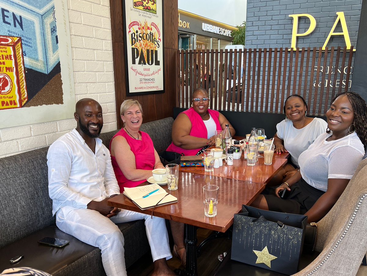 AlkebulanAwards's tweet image. Meeting with the some of the judges from the Alkebulan Immigrants Impact Awards 2023. #feedbacksession