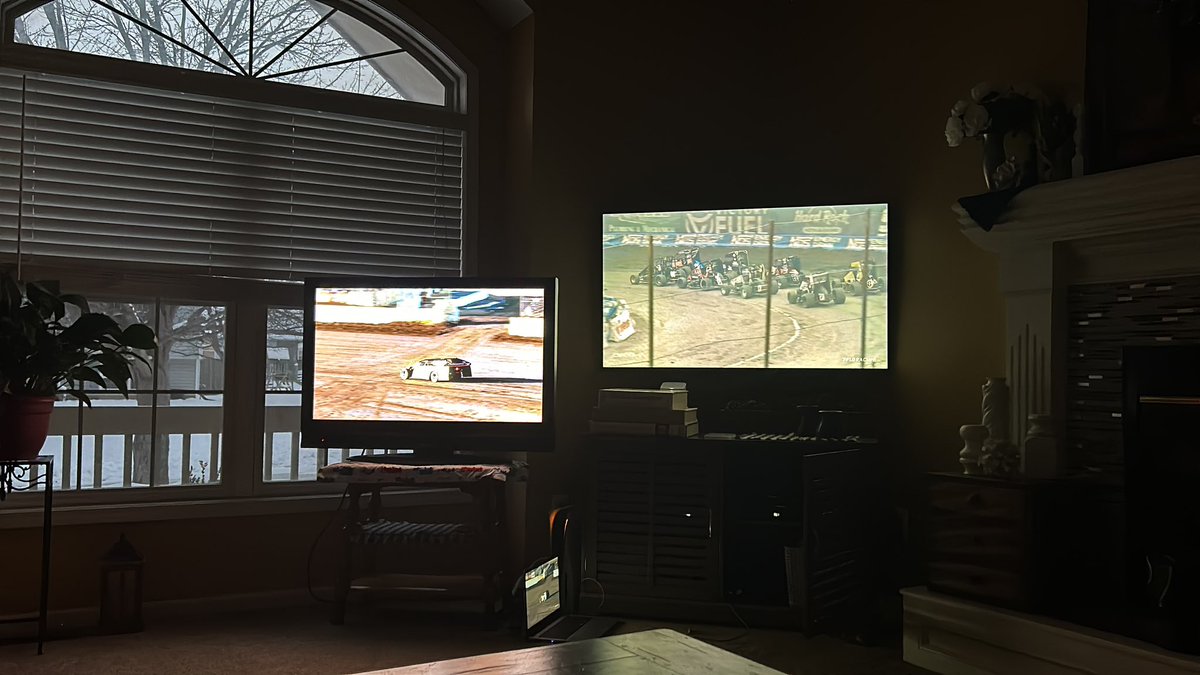 #tweetyourfloseat <a href="/FloRacing/">FloRacing</a> <a href="/NosEnergyDrink/">NOS Energy Drink</a>