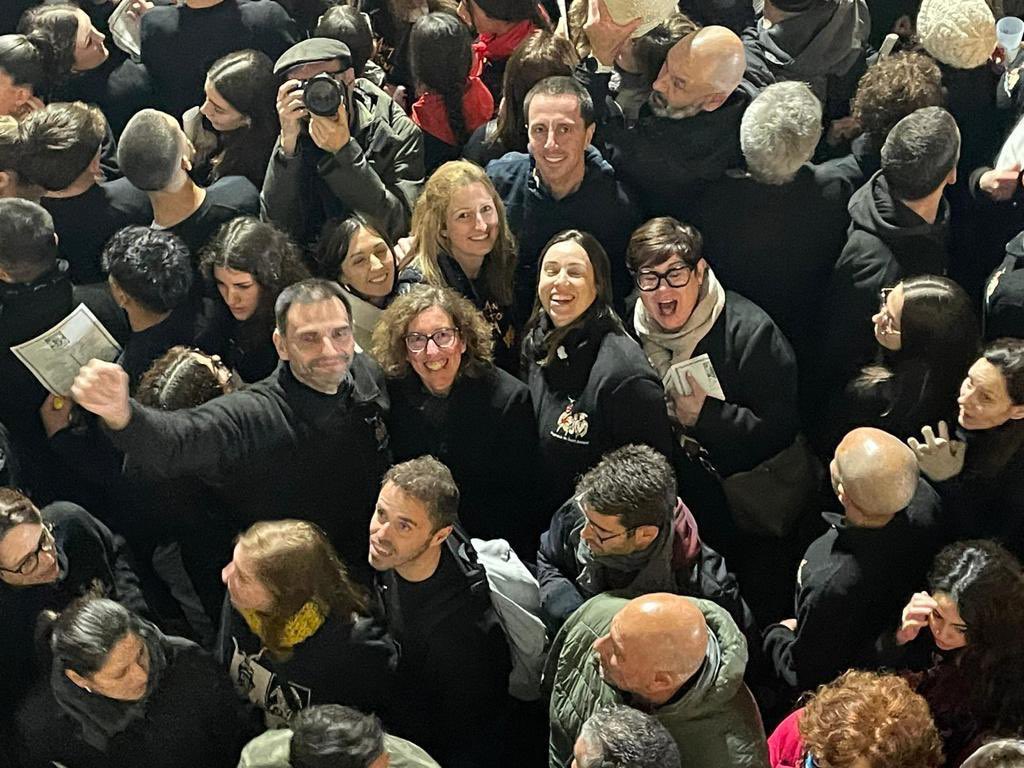 PPManacor (@manacorpp) on Twitter photo Visca Sant Antoni!
Gràcies president per gaudir de la festa amb noltros! 💙
<a href="/Ll_Galmes/">Llorenç Galmés</a> <a href="/pbonet/">pilar bonet</a> Visca Sant Antoni!
Gràcies president per gaudir de la festa amb noltros! 💙
<a href="/Ll_Galmes/">Llorenç Galmés</a> <a href="/pbonet/">pilar bonet</a>