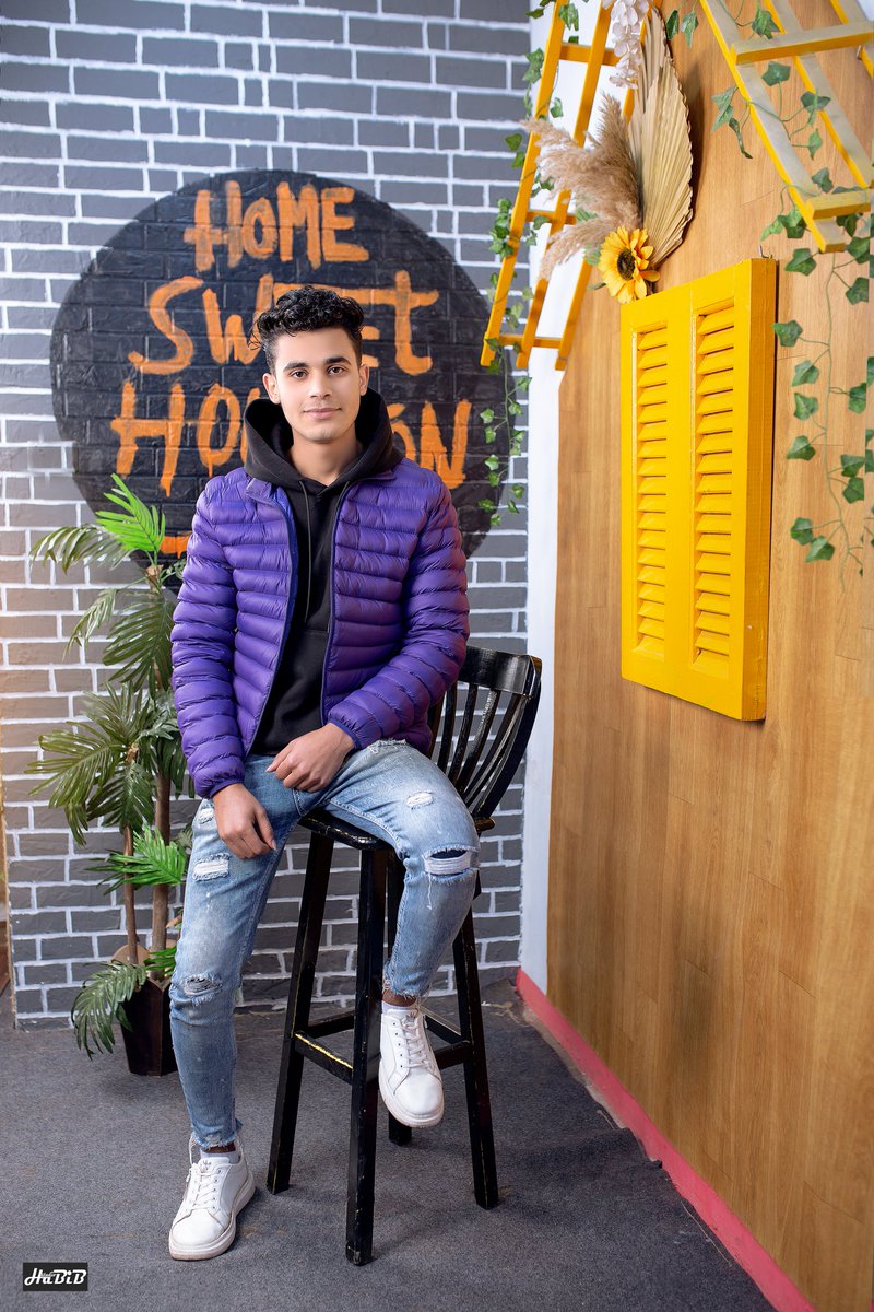 It’s My Birthday 🤍

انها بدايه سنه جديده من عمري فأجعل مابقي من عمري خيرا وبارك لي في عامي الجديد ✨🤍