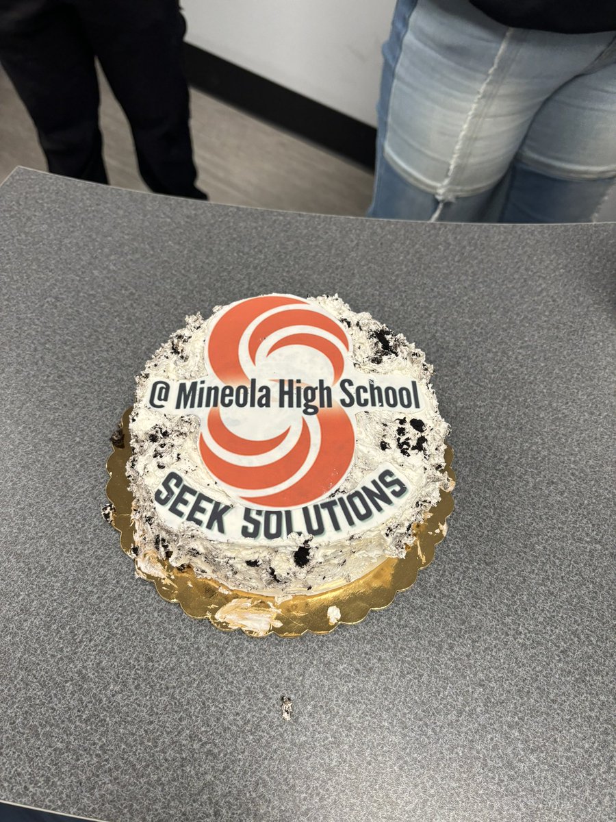 Suzy Moeller tweet media