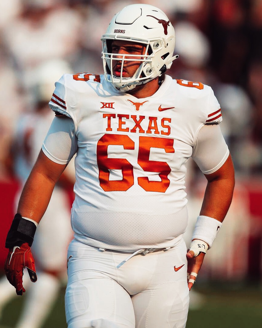 Texas Center Jake Majors last season: 🤘 504 Pass Block Snaps 🤘 Zero Sacks Allowed 🤘 One QB Hit Allowed