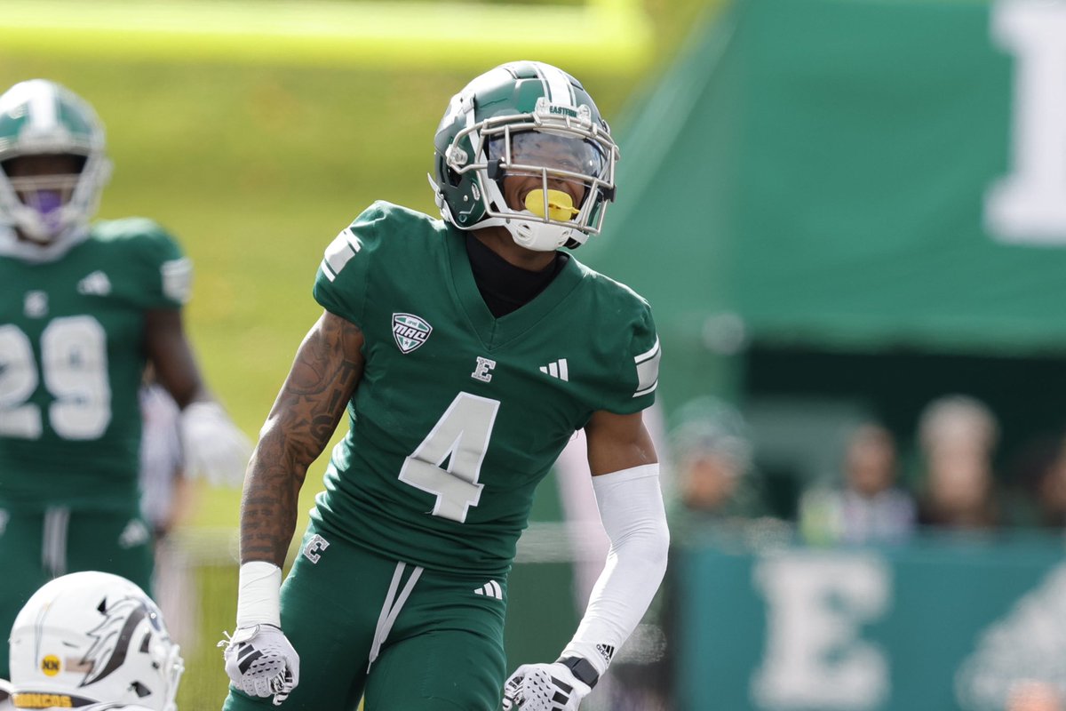 #AGTG GOD DID!! Extremely grateful to say that I have earned an offer from Eastern Michigan University!! Thank you Jesus, in Your name I play!!🙌🏽@CoachPrince7 @Coach_Creighton @Showtime12u @henry_corvin @thecoachsutton @TheCoachHamm @CoachAJBrooks @cmitchell2284 @DemetricDWarren