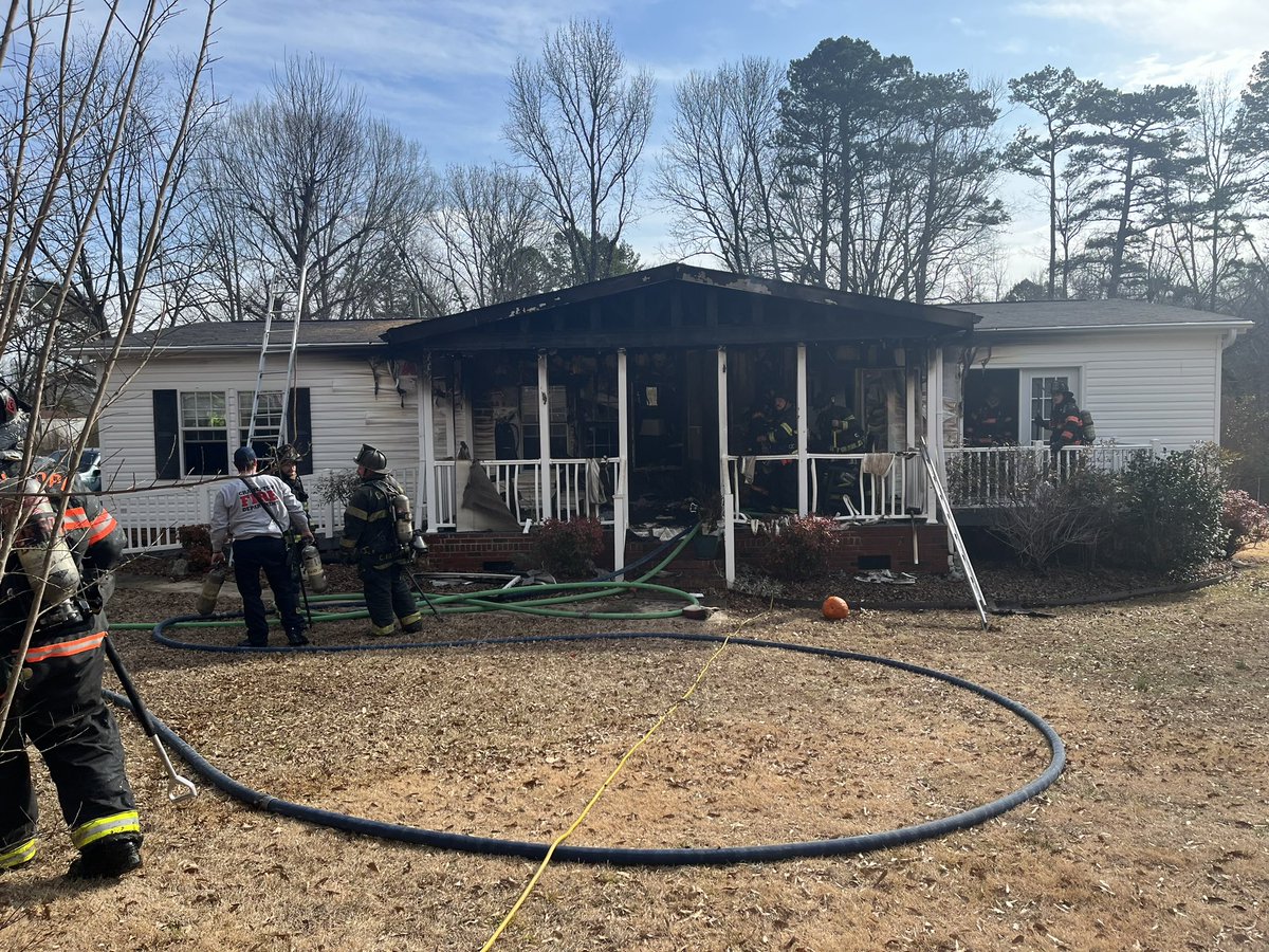 NewHopeFD's tweet image. Today New Hope Firefighters responded to this house fire on Steep Hill Rd. E50 arrived with fire on the porch &amp;amp; in the attic.  No injuries were reported. Assisting departments were Cramerton FD, @UnionRoadVFD , &amp;amp; Belmont FD. #NHfire #smokedetectorswork