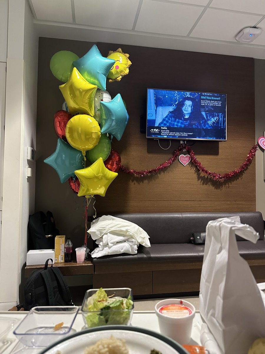 hawk620's tweet photo. got the award for sexiest 6th floor patient at the cleve https://t.co/DiT8ZSNlpe