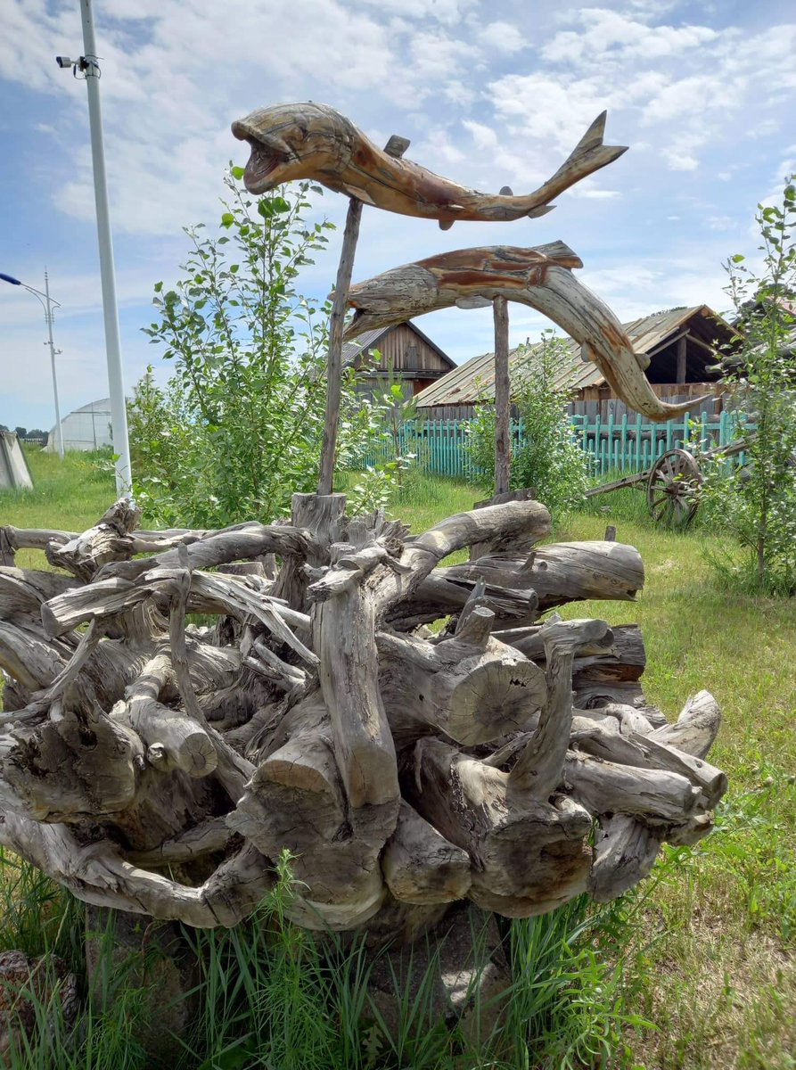 Өглөөний мэнд 
     Амралтын өдрөө ая тухтай өнгөрүүлээрэй