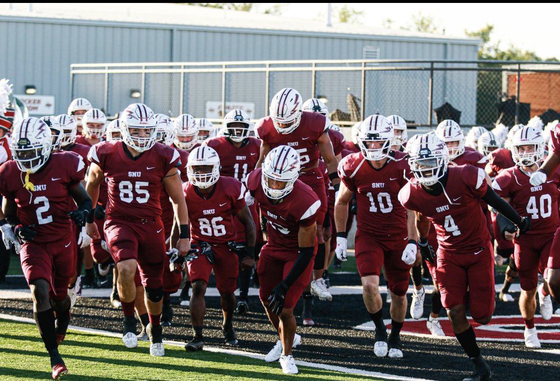 After a great visit with @SNUFootball, I’d like to announce that I have received an offer from Southern Nazarene University!!! 🔴⚪️ @Eric_Mims_Sr @HawthorneCoach @Dannie_Snyder52 @PaloDuroDonsFB
