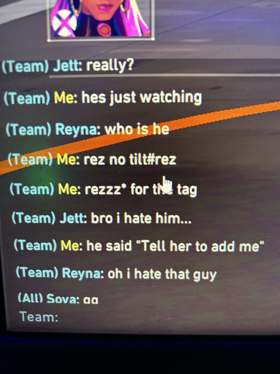 OcMercyTTV's tweet photo. @rezn0thing was watching my stream and noticed I had a girl on my team. He asked me to wingman for him and this is what she said LOLLL
#RipRez https://t.co/6ohhxRsaKN