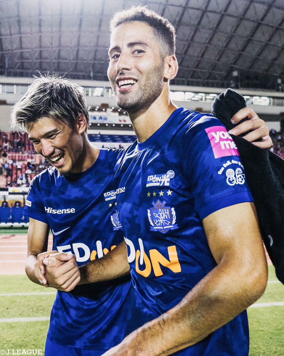 J_League's tweet photo. 🎂 HAPPY BIRTHDAY 🎂

本日1月13日は
アビスパ福岡
ナッシムベンカリファ 選手の32歳の誕生日です👏

ナッシム選手、
おめでとうございます🎊

@AvispaF 
@nassimbkhalifa https://t.co/C4LRKwAJIt