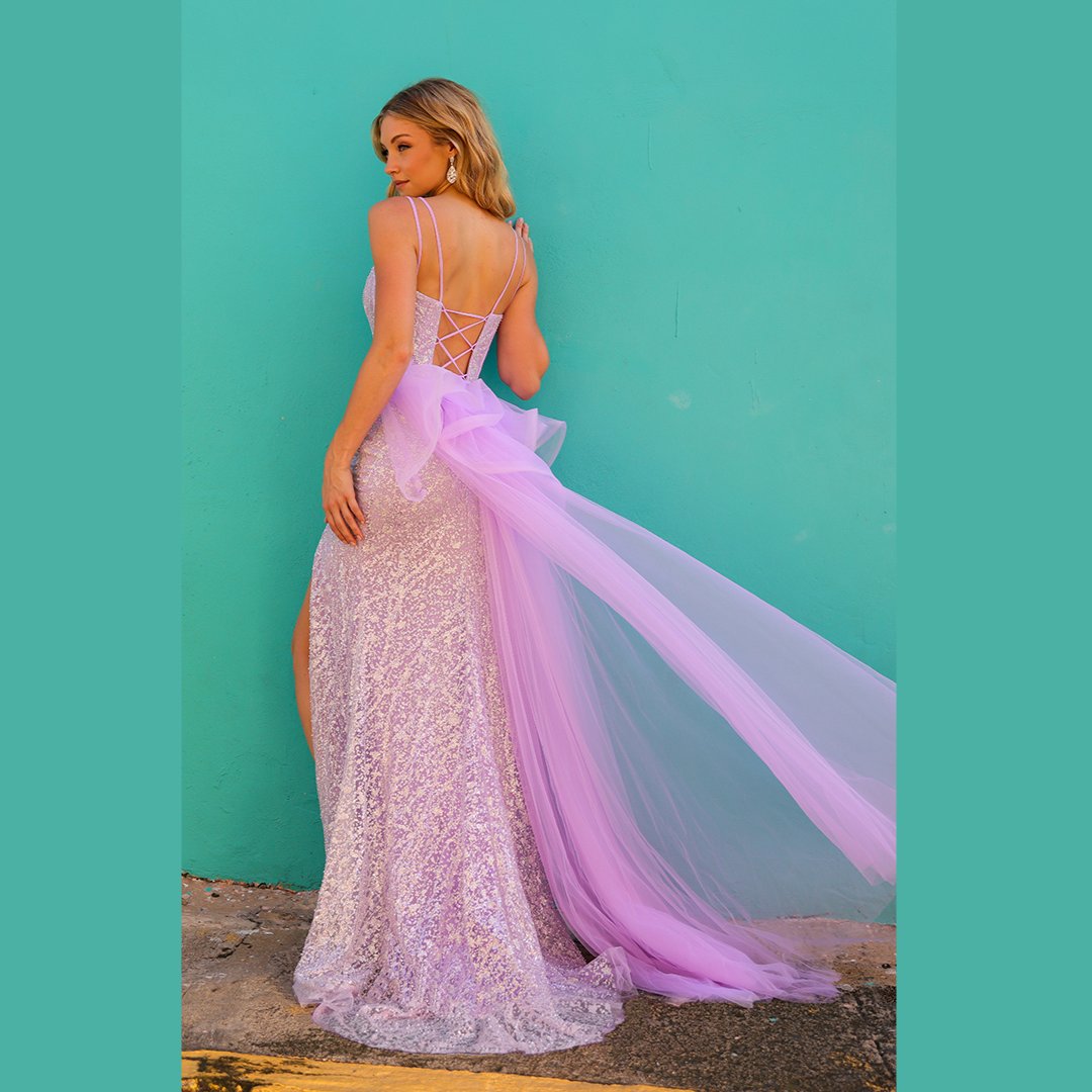 divine energy only😇🪻⁠
* Style Y1475⁠
available for preorder⁠
.⁠
.⁠
.⁠
.⁠
.⁠
.⁠
.⁠
.#storyofnox#pictureoftheday#dressoftheday#callmewheneverurlonly#igreels#fyp#itgirl#trending