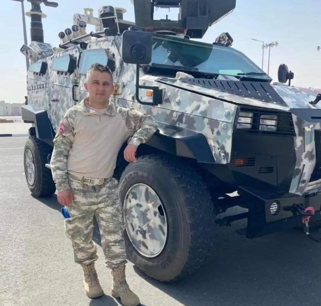 avsenlikoglu's tweet photo. Acımız büyük. Şehidimiz var Giresun 🇹🇷

Pençe Kilit operasyonu bölgesinde şehit olan Giresun Göreleli kahraman askerimiz Ahmet Köroğlu'na Allah'tan rahmet, ailesine ve sevenlerine sabırlar diliyorum. Çok üzgünüz. Başımız sağ olsun. https://t.co/30rIf2txVd
