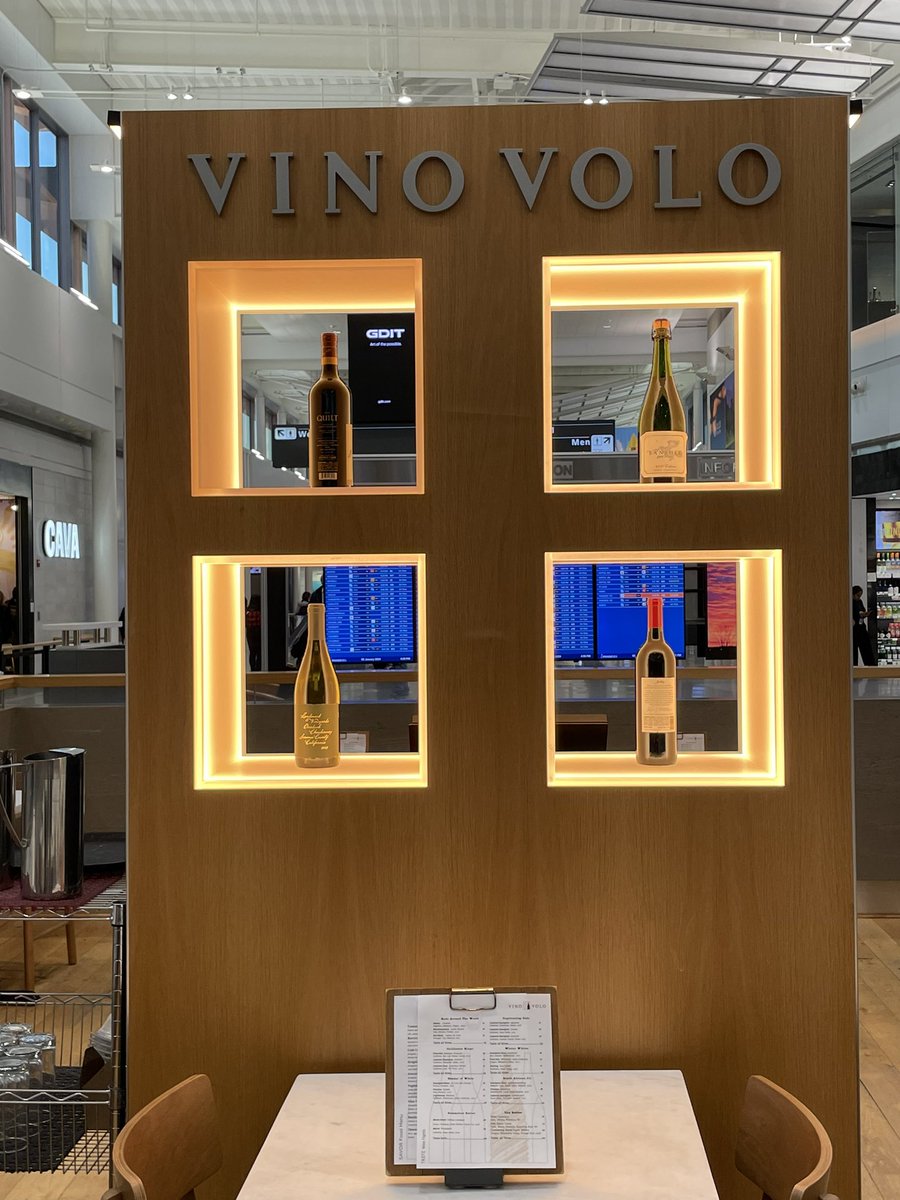 bannerwines's tweet photo. Had a tasting @vinovolo while I waited for my flight #wine #winelover #winelovers https://t.co/9rwEASm82k