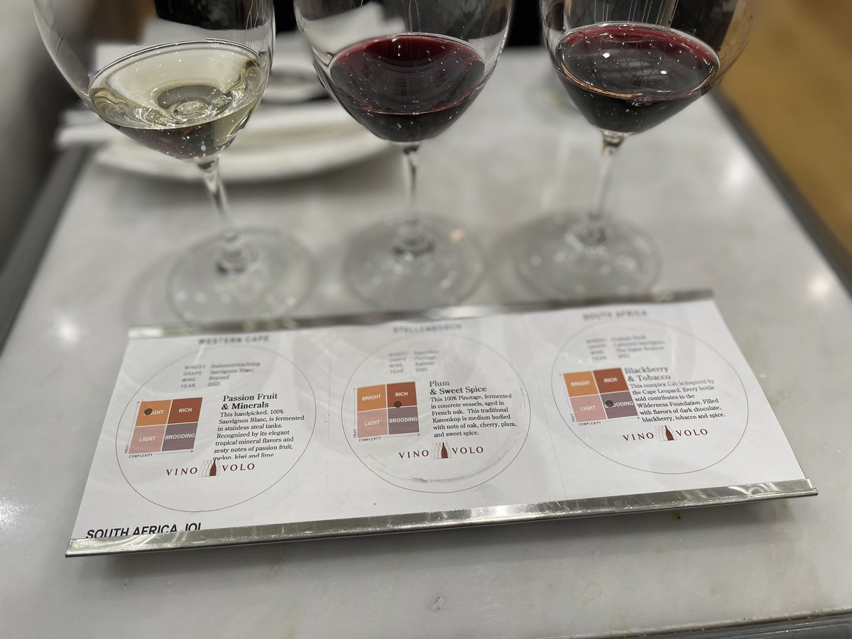 bannerwines's tweet photo. Had a tasting @vinovolo while I waited for my flight #wine #winelover #winelovers https://t.co/9rwEASm82k