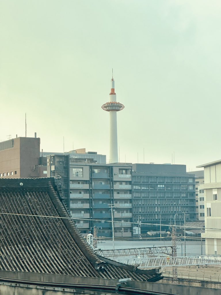 雨降りの朝で今日も会えないや