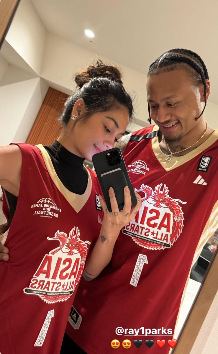 masterchiiiee's tweet photo. definitely couple goals #RayNab 🖤💯 https://t.co/PVReL816ho