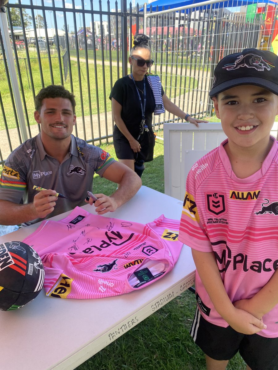 KrisW_82 tweet media