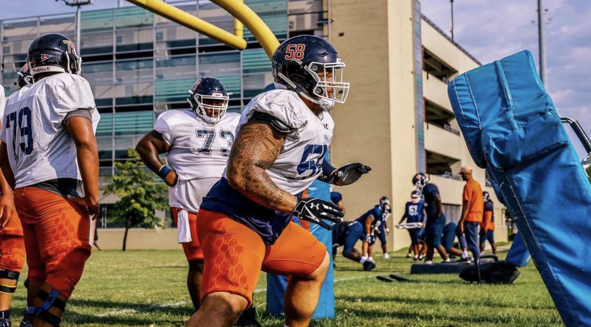 uce_marvv's tweet photo. 🚨 RECRUITMENT STILL OPEN 🚨 

DECEMBER 2023 GRADUATE 

4 YEAR STARTER 
2X ALL MEAC 
2022 TEAM CAPTAIN 
31 CAREER GAMES

https://t.co/415f7yGYCd https://t.co/IiLR0MlMDc