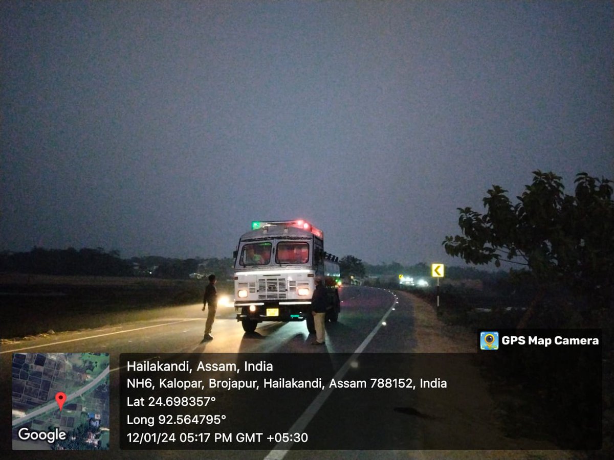 DTOHailakandi99's tweet image. Enforcement drive against various offences. The following cases detected on 12/01/2024-
W/O Permit- 01
W/O DL- 03
W/O HSRP- 01
W/O Fitness Certificate - 04
W/O Reflector-02
MTH- 02
Others- 11
Total no. of cases registered-24
#enforcementdrive 
#roadsafety #Safedriving
#Hailakandi