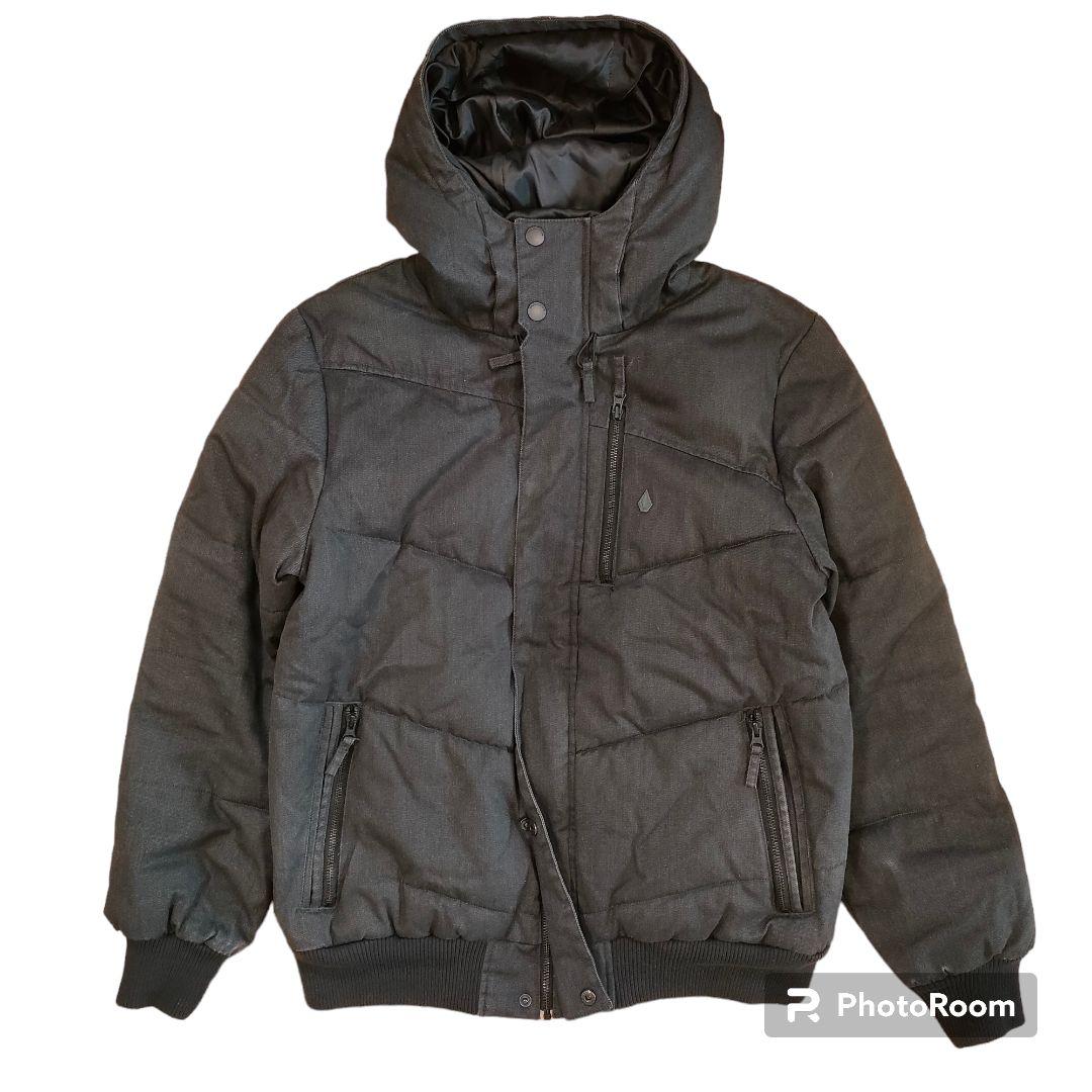 新着 【VOLCOM】ブラックデニム中綿ジャケット - ジャケット/アウター