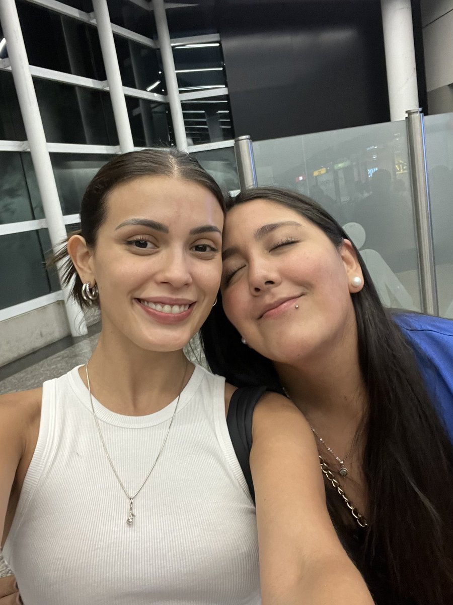 shinescony's tweet photo. te quiero con todo mi corazón❤️‍🩹 @ConyCapelli #granconstanza https://t.co/kR9Hw5phYk