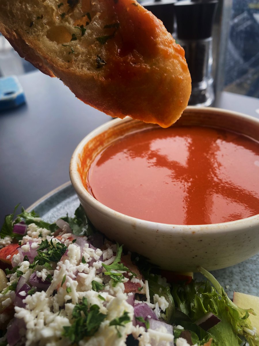 A perfect weekend for soup. 🥶