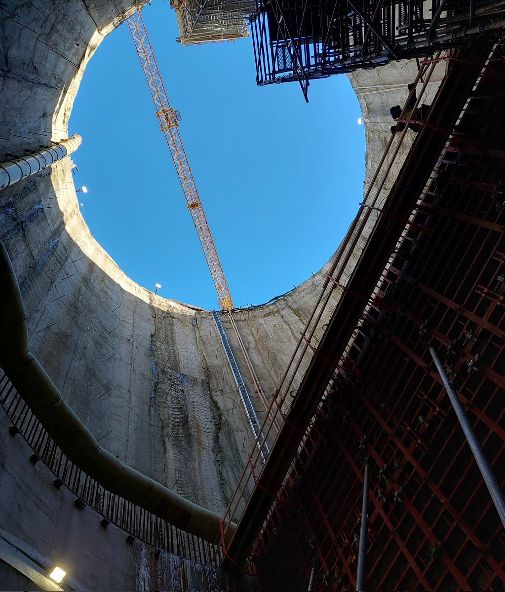 N_BaudouinCG's tweet photo. Field trip today to avoid the ❄️! Visit of the new tunnels of the Annacis water treatment plant, a key infrastructure for @MetroVancouver built by #Bessac, a 🇫🇷 leader in tunnels engineering&construction. At 70 m depth, both tunnels are 200&700 m long. Impressive achievement! https://t.co/gY3SBi9DYJ