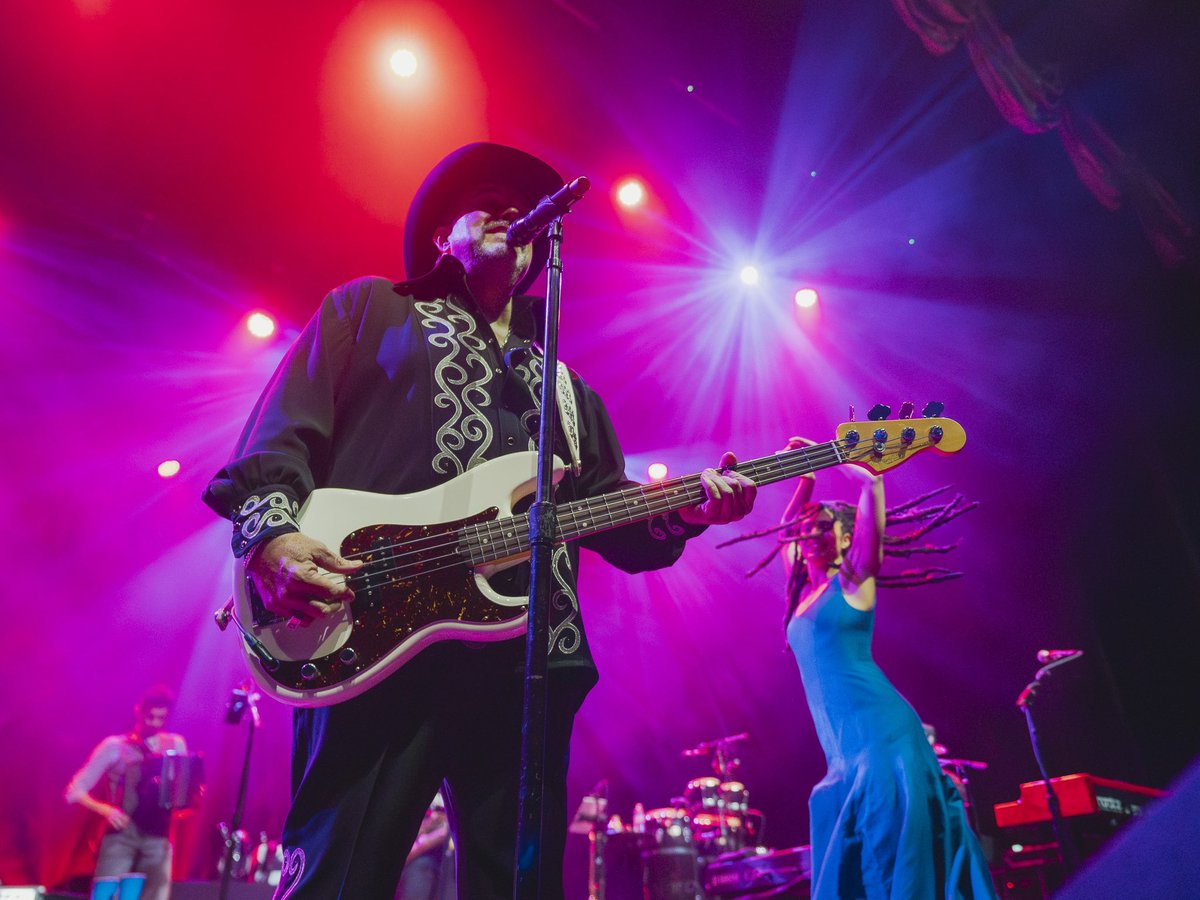raulmalo01's tweet photo. El Cajon @TheMagnoliaSD ⛰️ 11.17.23
 📸 @habanamenex #TheMavericks #FallTour23 #TheMavericksLive https://t.co/Gc8QSjGsEn