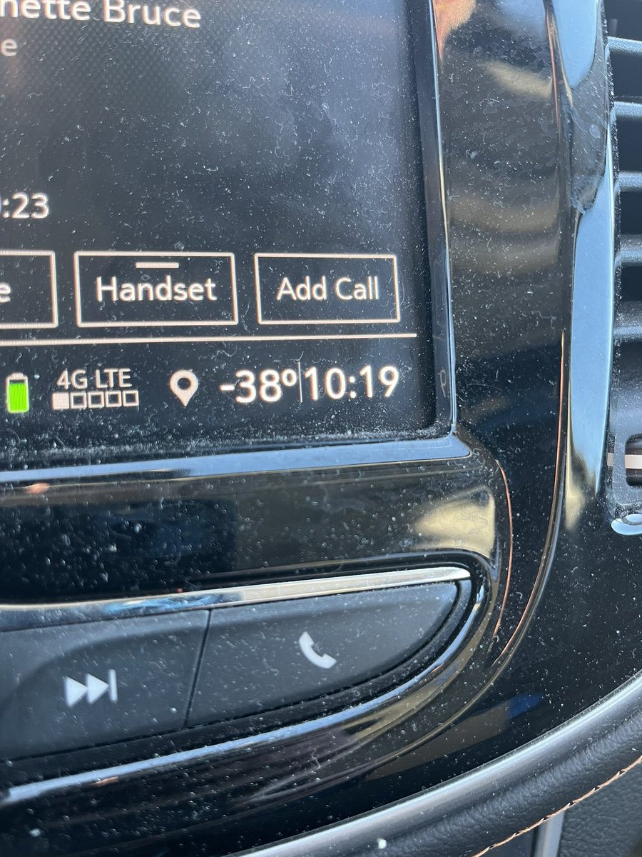 🤮 that’s the temperature before the wind chill. It was super cold 🥶 and will be cold for the next few days. 
Still things need to be done so I was out on the road most of the day.