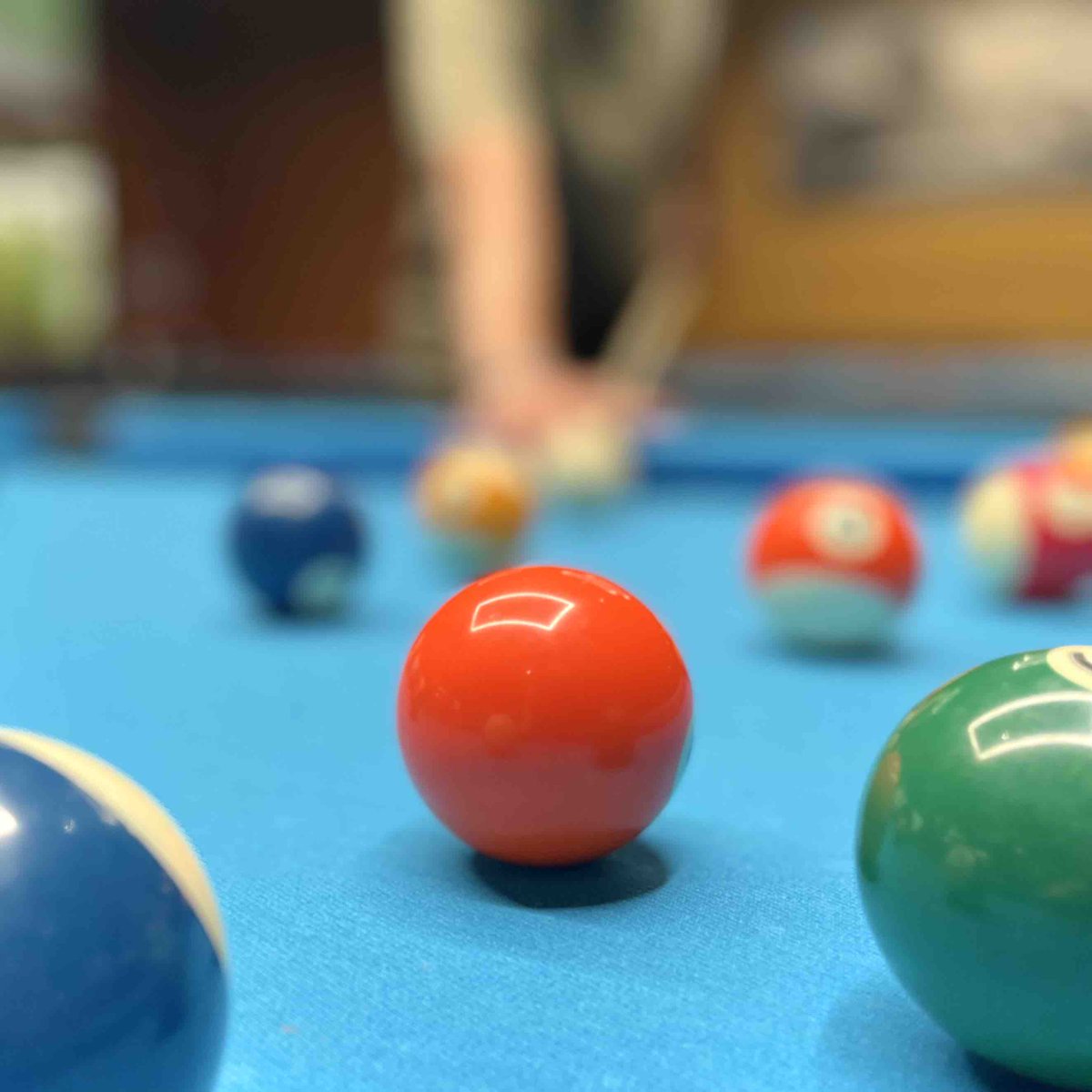 Firehouseeats's tweet photo. The weekend is just getting started! Come play some pool and make great memories with friends at Firehouse!! #weekendfun #firehouse #playingpool #bakersfieldfun #firehouseeats #familyfun https://t.co/akvIYFt5wP