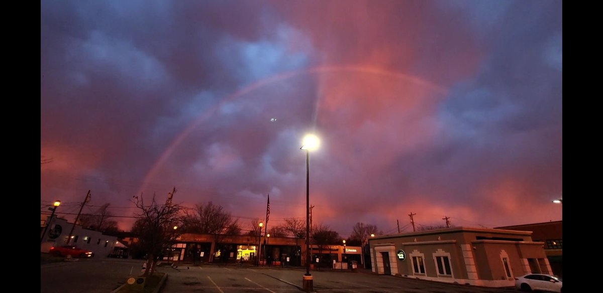 DemiPotvin's tweet image. Near Cincinnati, Ohio this morning #POLESHIFT #TWOSUNS #THREESUNS #NIBIRU *Link to video in comments section below*