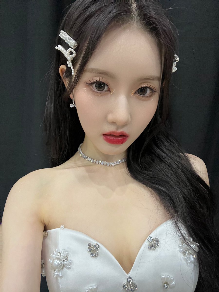 🐩💬
♥️스윗 우리 올해도 행복하쟈♥️

#STAYC #스테이씨 #Sieun #시은