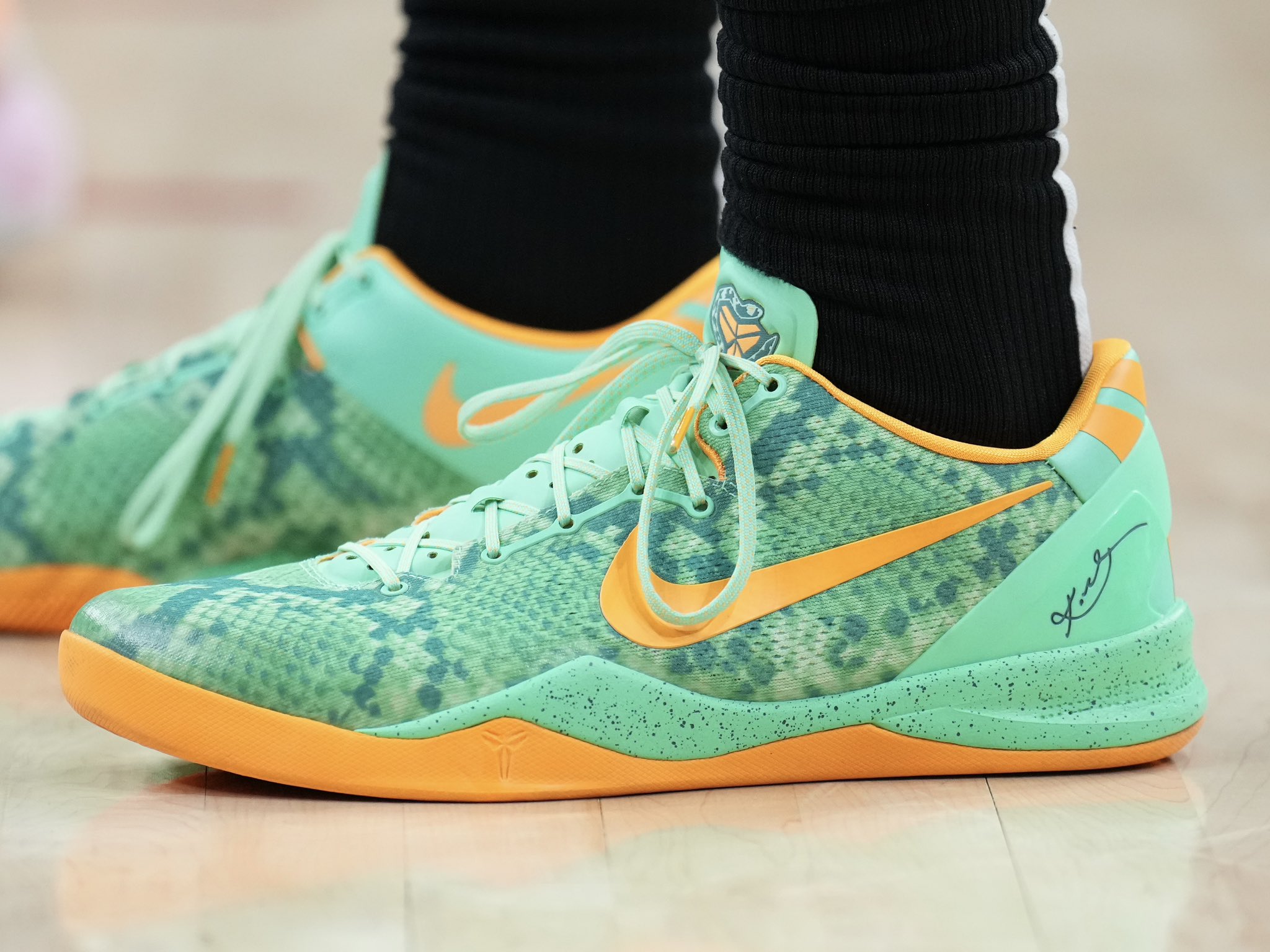 Kobe 11 green glow online