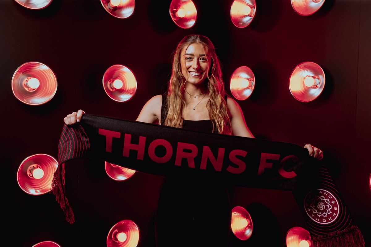 ThornsFC's tweet photo. it's just the start ♥️

@paytonlinnehan x #BAONPDX https://t.co/PchmuBSw2B