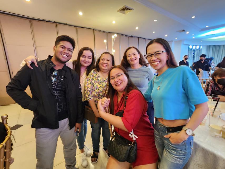 imglenndelacruz's tweet photo. Happy anniversary my @ALDENaticsRIZAL fanmily ππ Always proud and happy to be part of this team. Thank you @aldenrichards02, dahil sayo, nagkaron ako ng mga friends na kasing solid nito. https://t.co/e5JP2oLR5e