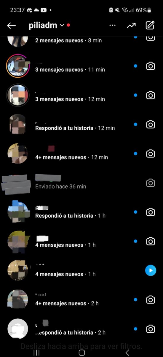 yo re boluda mal contestandole a uno solo